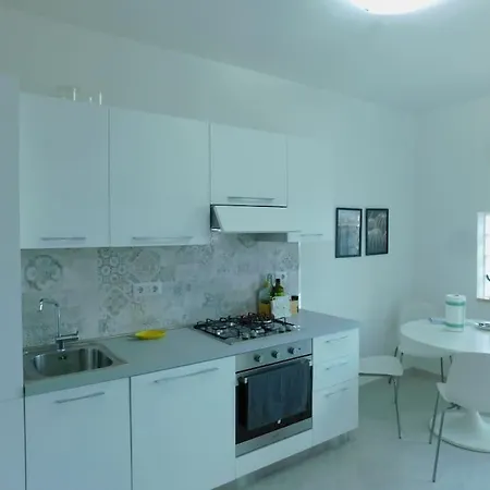 Piekny Apartament Z Basenem * Pizzo (Calabria)